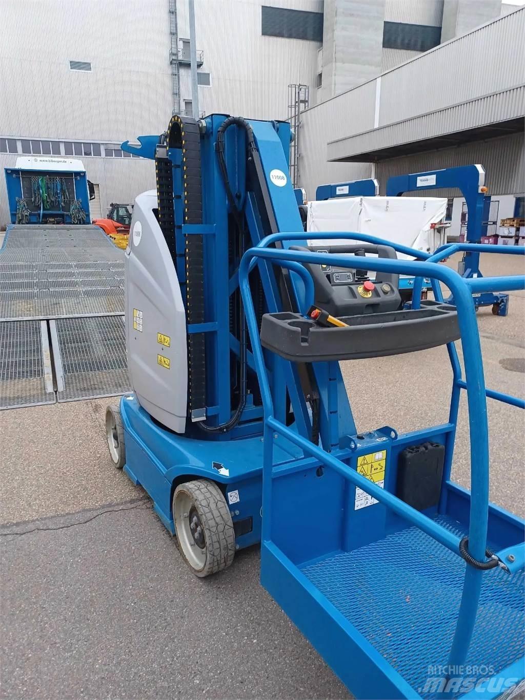 JLG Toucan 10E-L 曲臂高空作業車