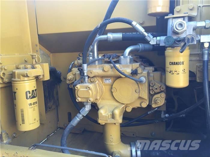 CAT 320 D 履帶式 挖土機/掘鑿機/挖掘機