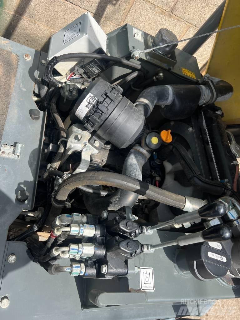 Wacker Neuson 1001 側卸礦車