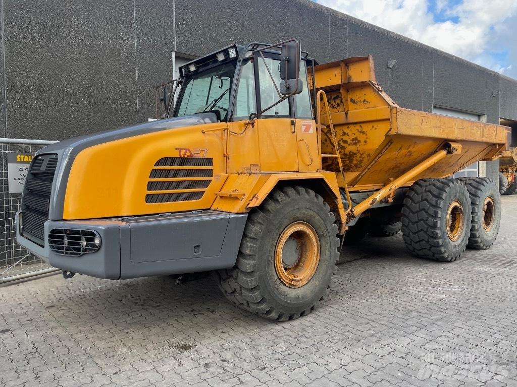 Terex TA27 鉸接式起吊車