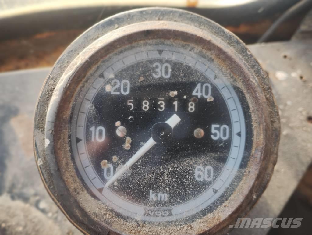 Volvo 4400 輪胎式裝載機