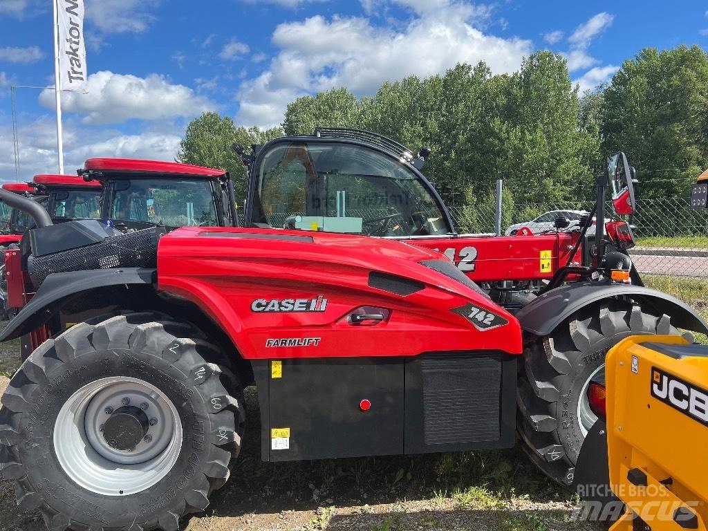 Case IH Farmlift 742 伸縮臂操作車