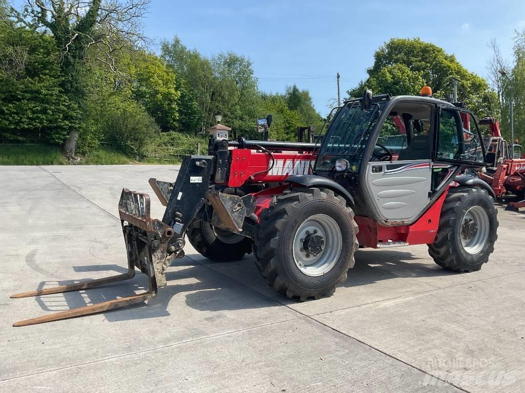 Manitou MT 1030 伸縮臂操作車