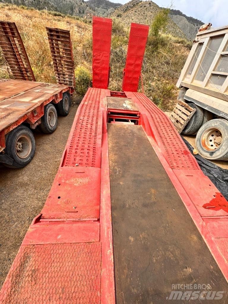  E.CAMPILLO S.R. P2135 地架式半拖車