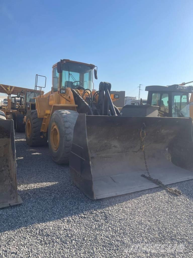 Volvo L 180 E 輪胎式裝載機
