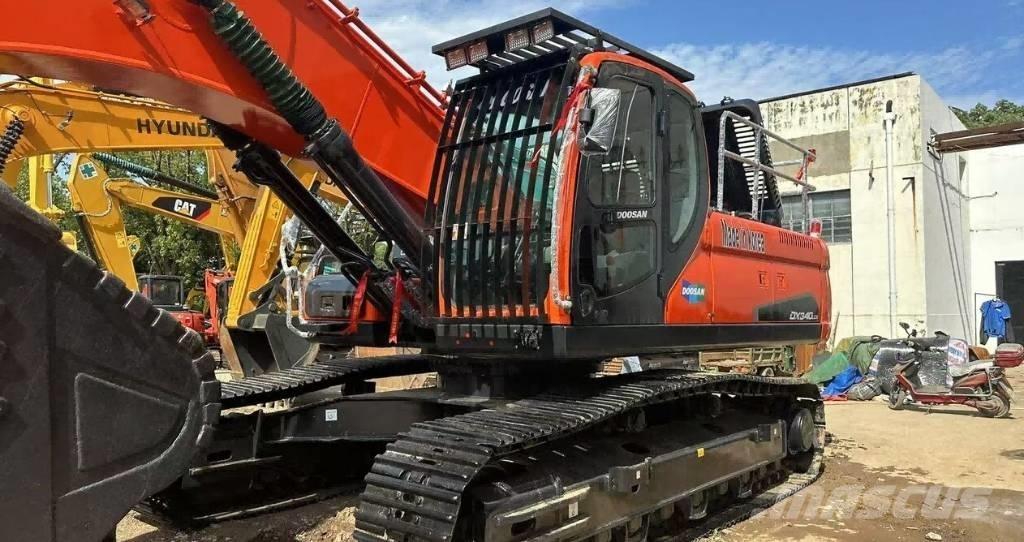 Doosan DX340 履帶式 挖土機/掘鑿機/挖掘機