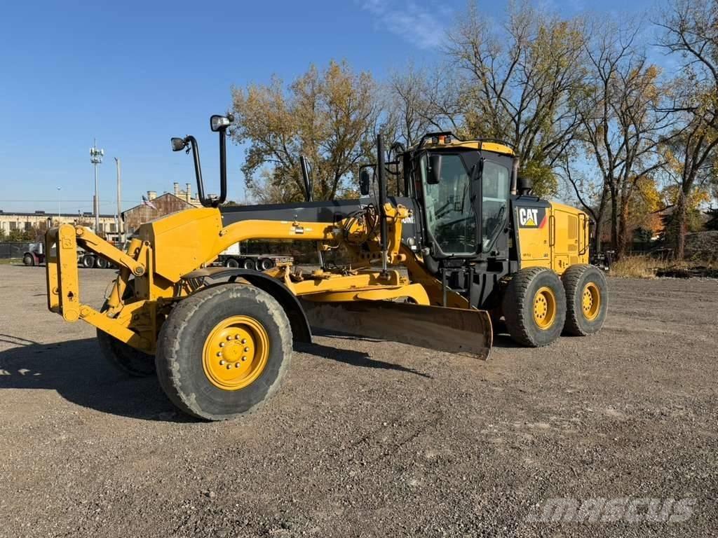 CAT 140 M 2 平土機