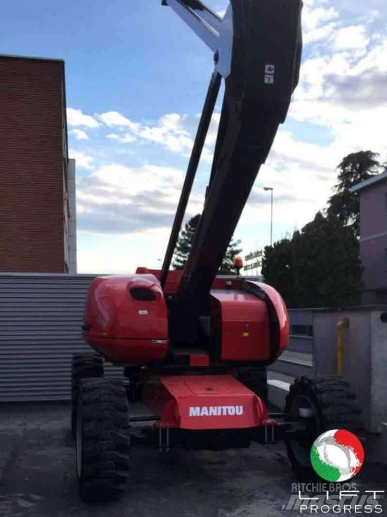 Manitou 200 ATJ 曲臂高空作業車