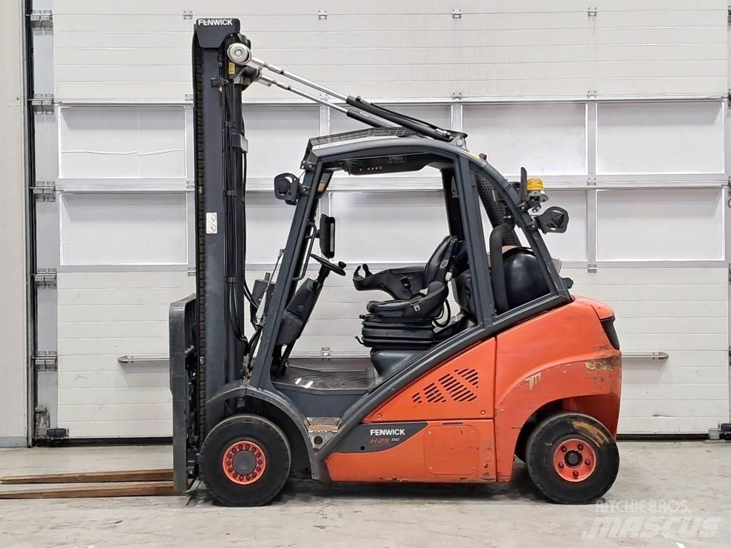 Linde H25T-02 液化石油氣LPG卡車