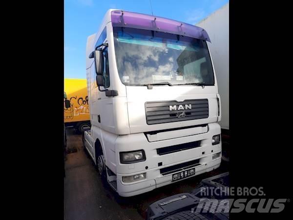 MAN TGA 18.430 曳引機組件