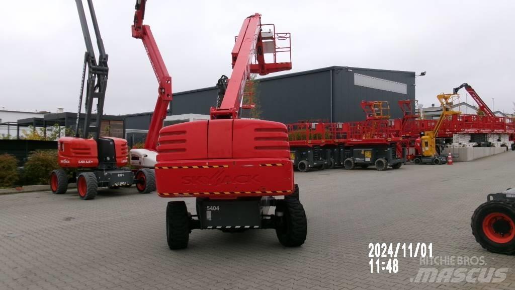 SkyJack SJ 45 T 伸縮臂高空作業車