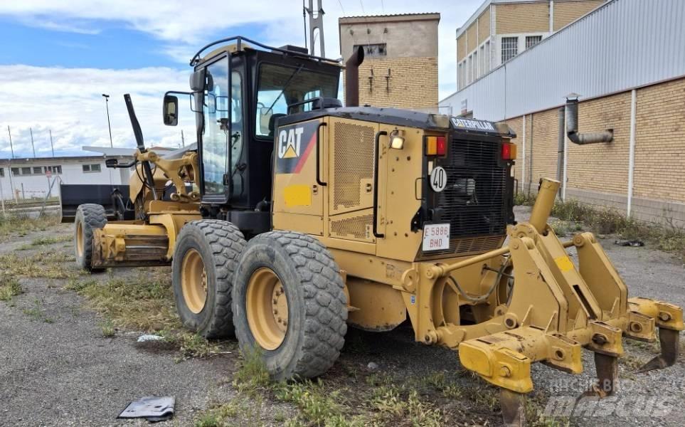 CAT 140 M 平土機