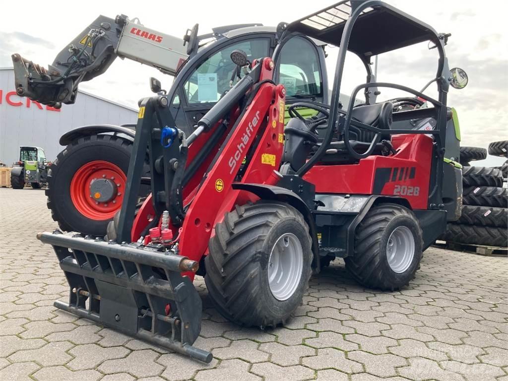 Schäffer 2028 輪胎式裝載機