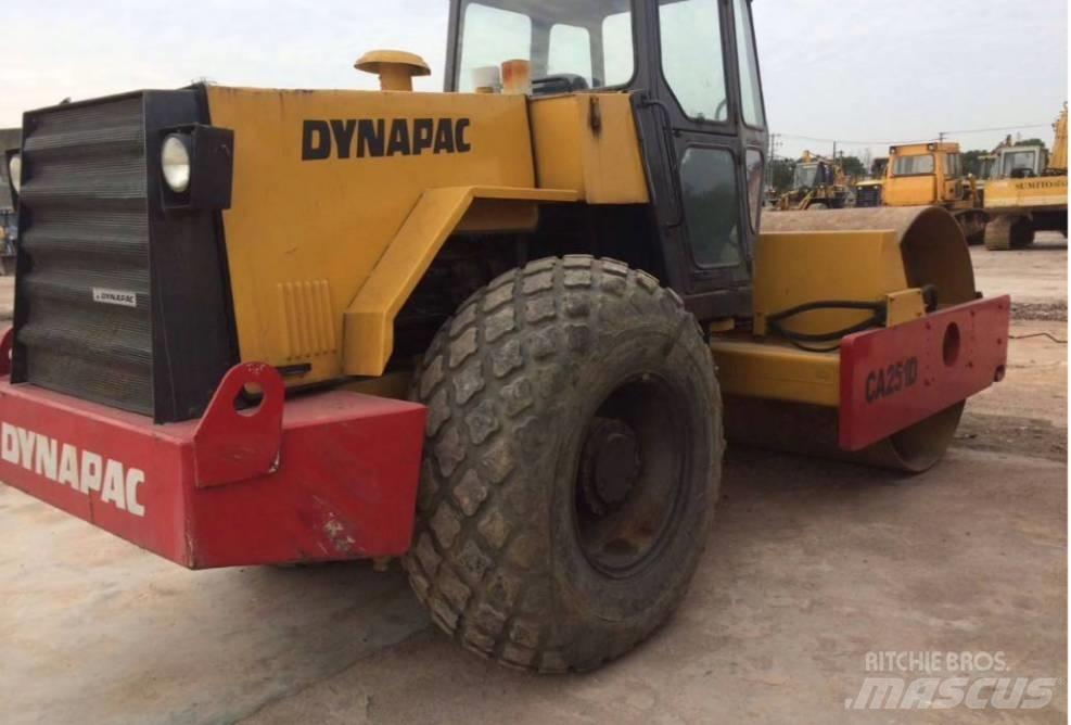 Dynapac CA 251 D 單輪滾壓機