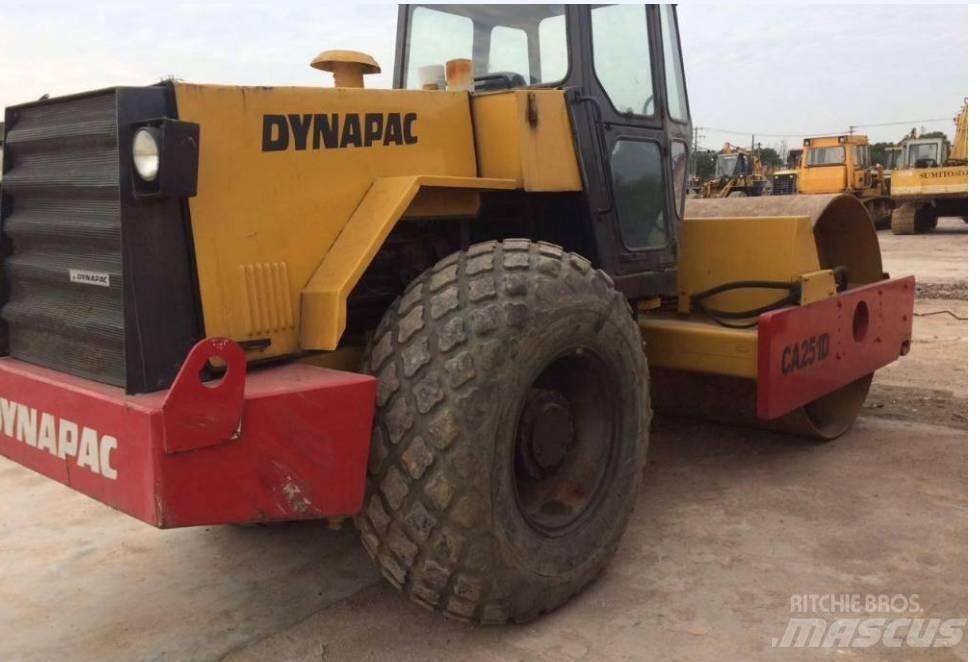 Dynapac CA 251 D 單輪滾壓機