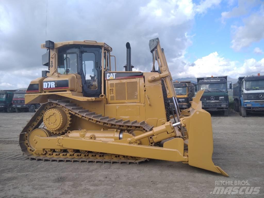 CAT D 7 R 推土機 