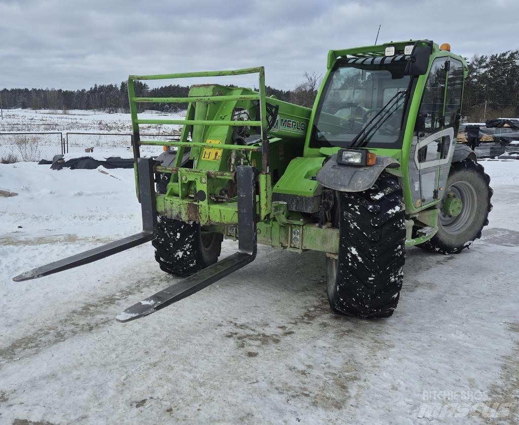 Merlo TF  35.7-140 農業用伸縮臂裝載機
