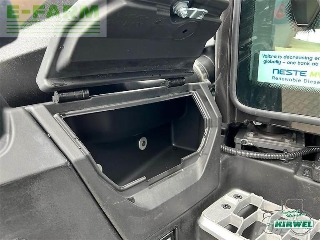 Valtra q 285 曳引機