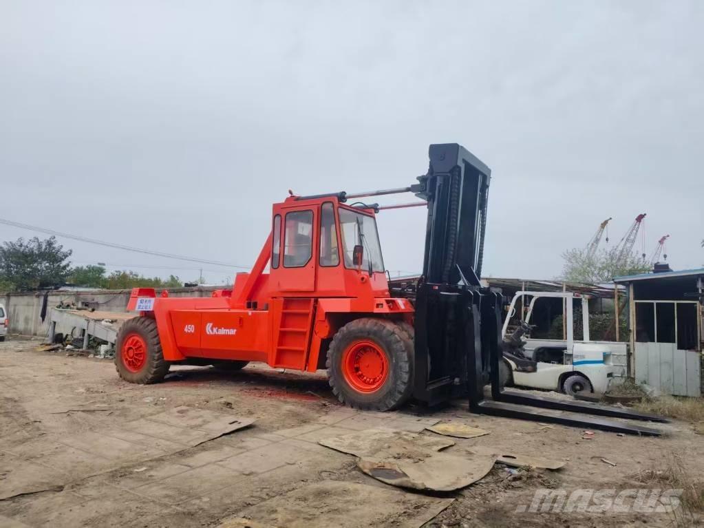Kalmar DCF 420-12 柴油卡車
