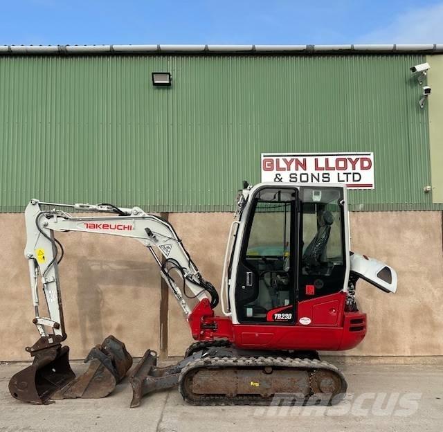 Takeuchi TB 230 小型挖土機/掘鑿機<7t(小型挖掘機)