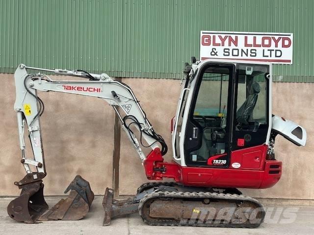 Takeuchi TB 230 小型挖土機/掘鑿機<7t(小型挖掘機)