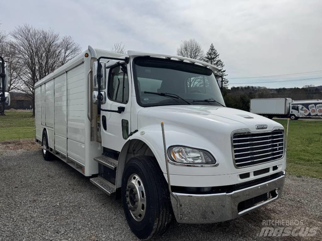 Freightliner M2 飲料運輸卡車