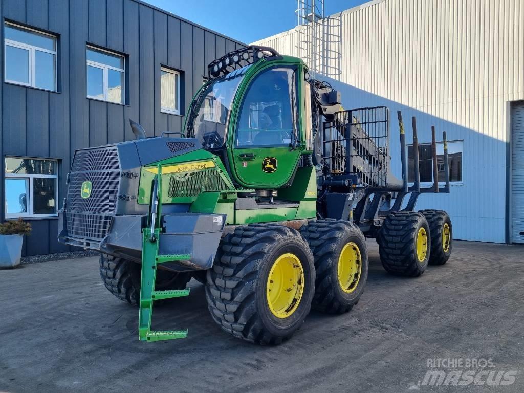 John Deere 1010 G 集運機