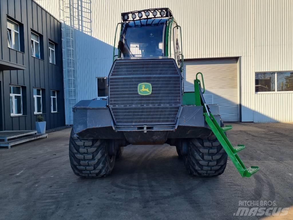John Deere 1010 G 集運機
