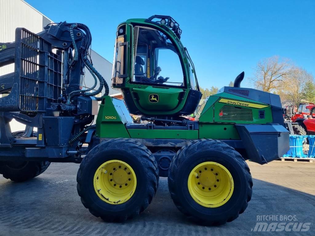 John Deere 1010 G 集運機