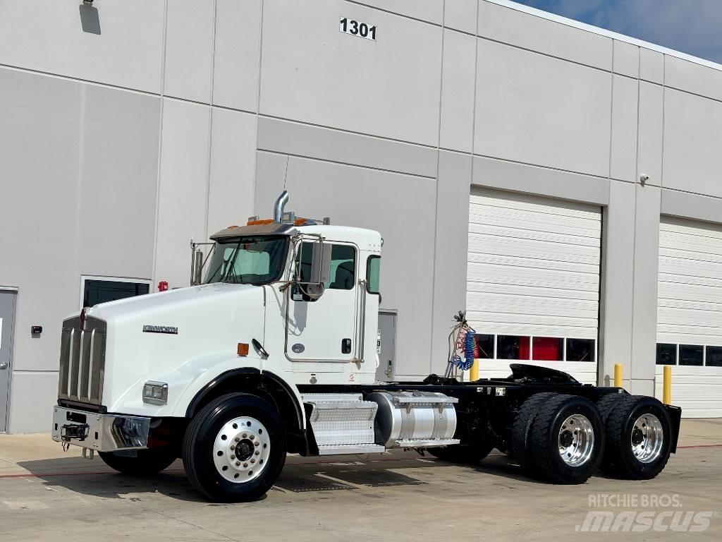 Kenworth T 800 曳引機組件