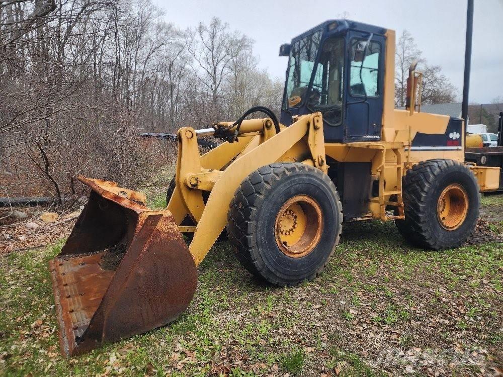Komatsu WA 300-1 輪胎式裝載機