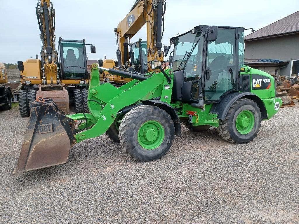 CAT 906M 輪胎式裝載機