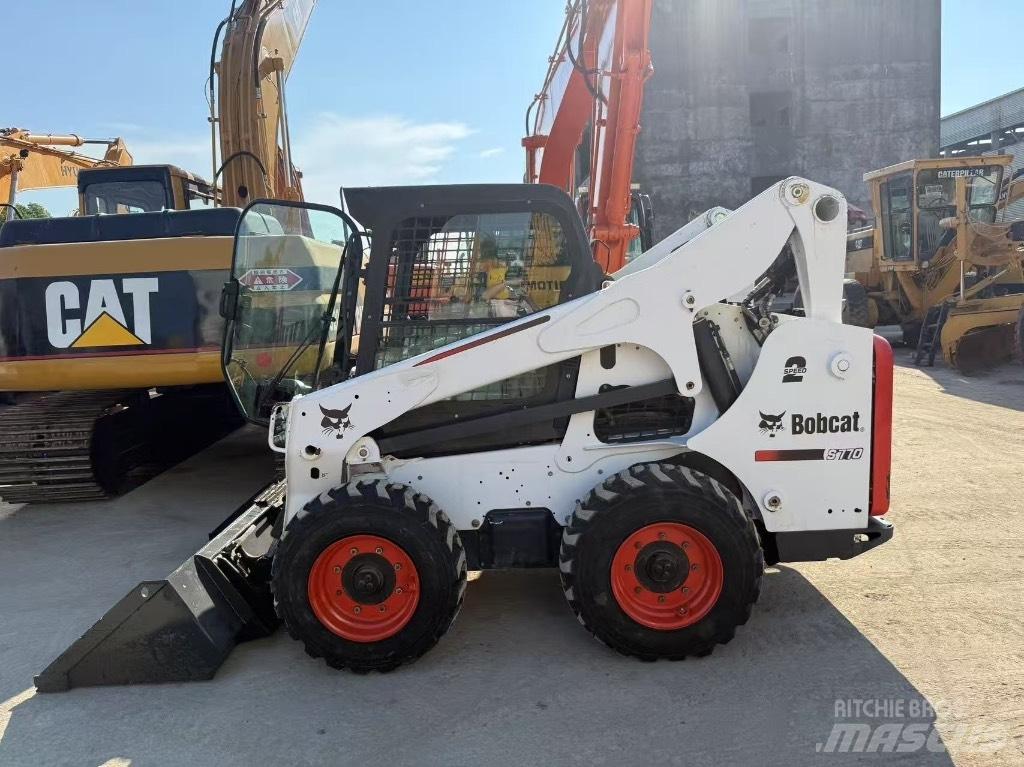 Bobcat S 770 滑移轉向裝載機