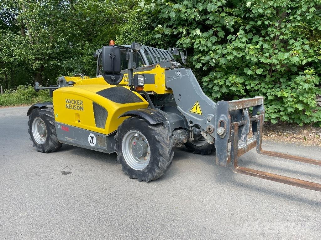 Wacker Neuson TH 522 伸縮臂操作車
