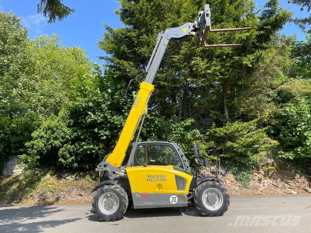 Wacker Neuson TH 522 伸縮臂操作車