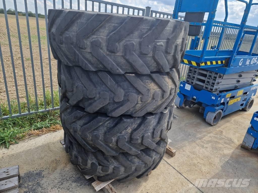 Manitou MT 1335 1440 輪胎、車輪和輪圈