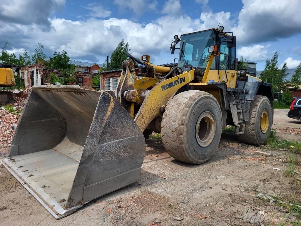 Komatsu WA 470-6 輪胎式裝載機