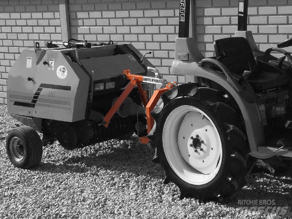  Komondor SBV-800 圓型牧草打包機