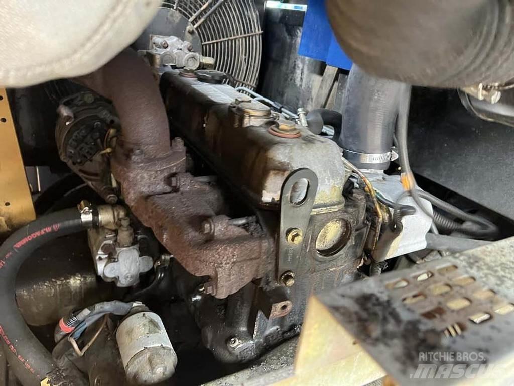 Marini MF 331 瀝青攤舖機/鋪路機