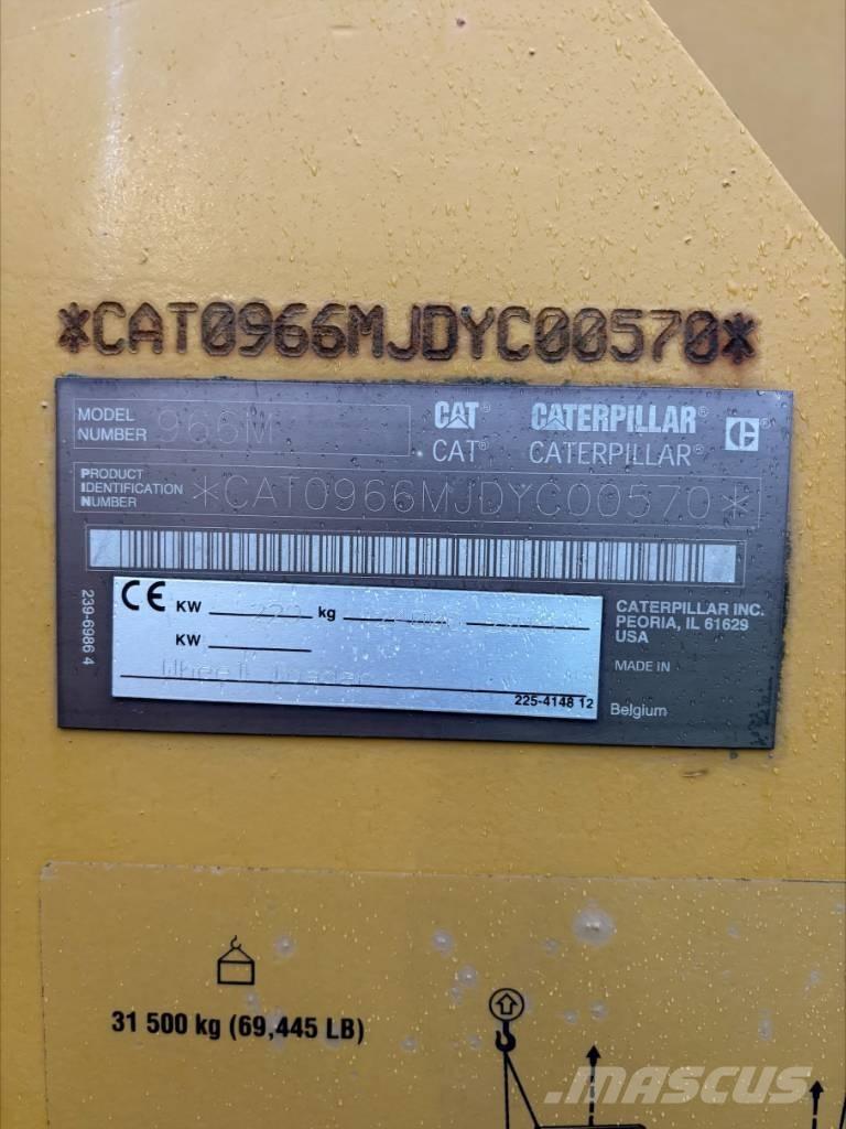 CAT 966 M 輪胎式裝載機