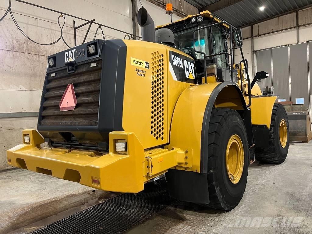 CAT 966 M 輪胎式裝載機