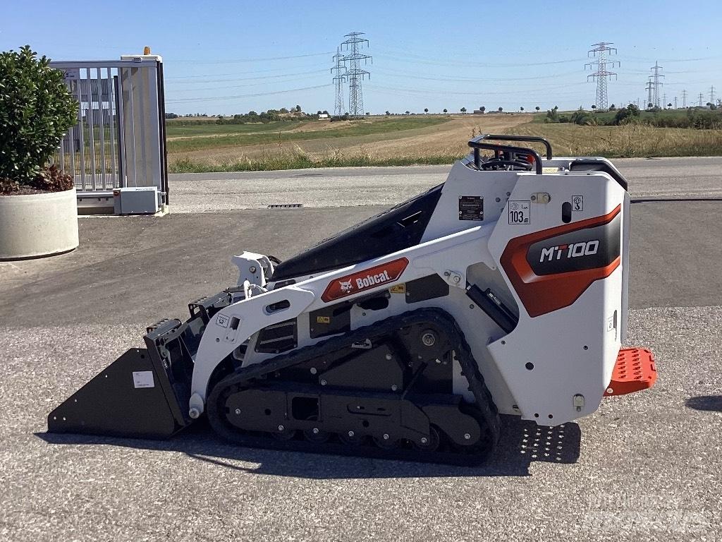 Bobcat MT100 推土機