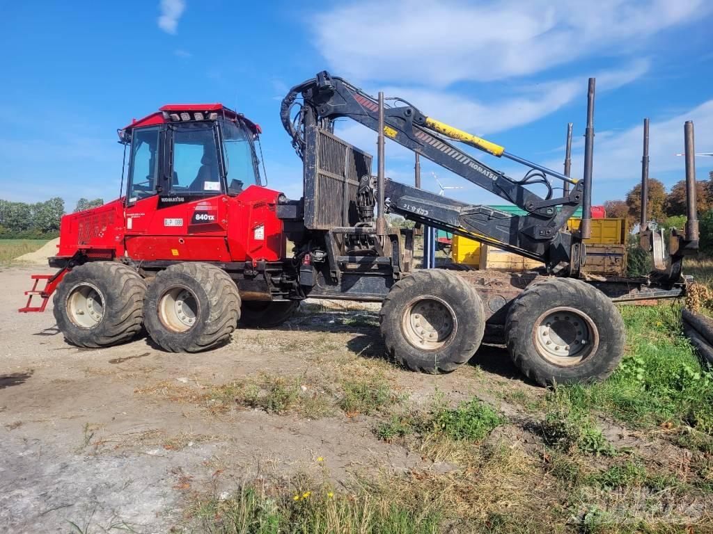 Komatsu 840 TX 集運機