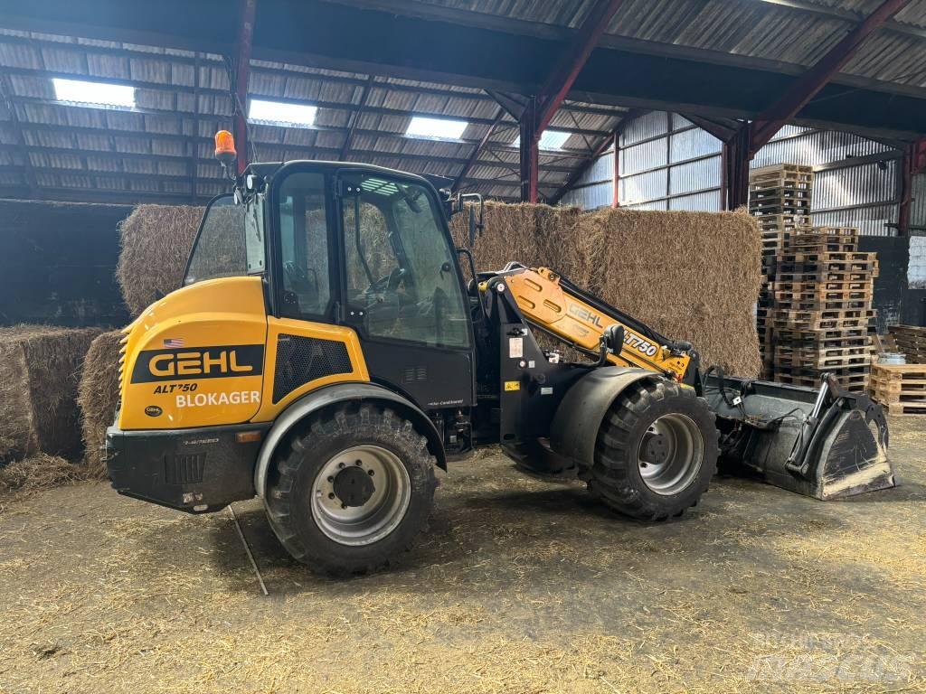 Gehl ALT 750 農業用伸縮臂裝載機