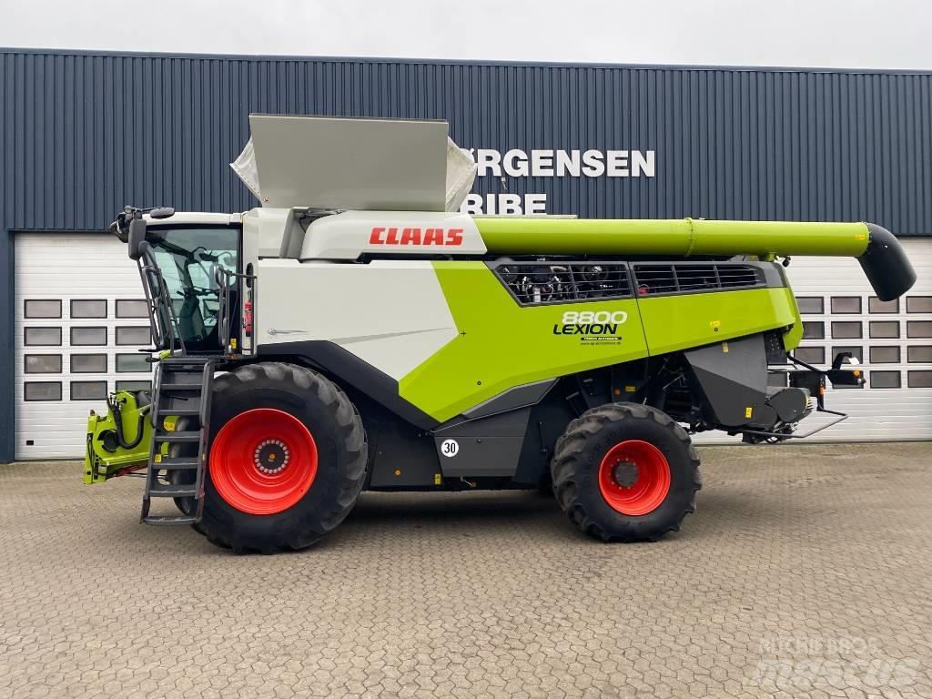 CLAAS LEXION 8800 聯合收穫機