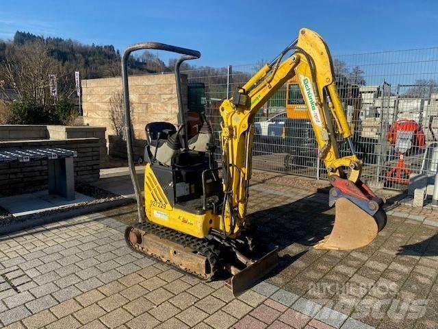 New Holland E 09 SR 小型挖土機/掘鑿機<7t(小型挖掘機)