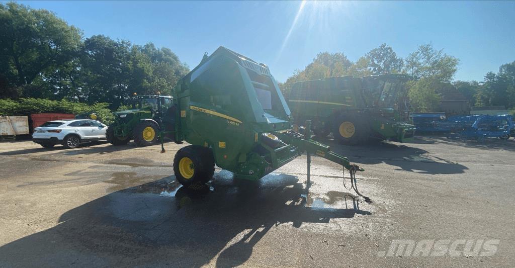John Deere V461M 圓型牧草打包機