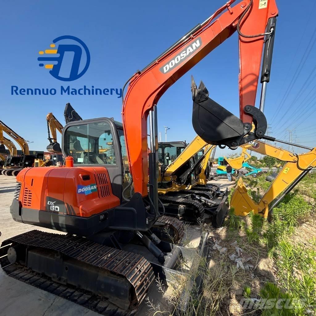 Doosan DX 60 履帶式 挖土機/掘鑿機/挖掘機