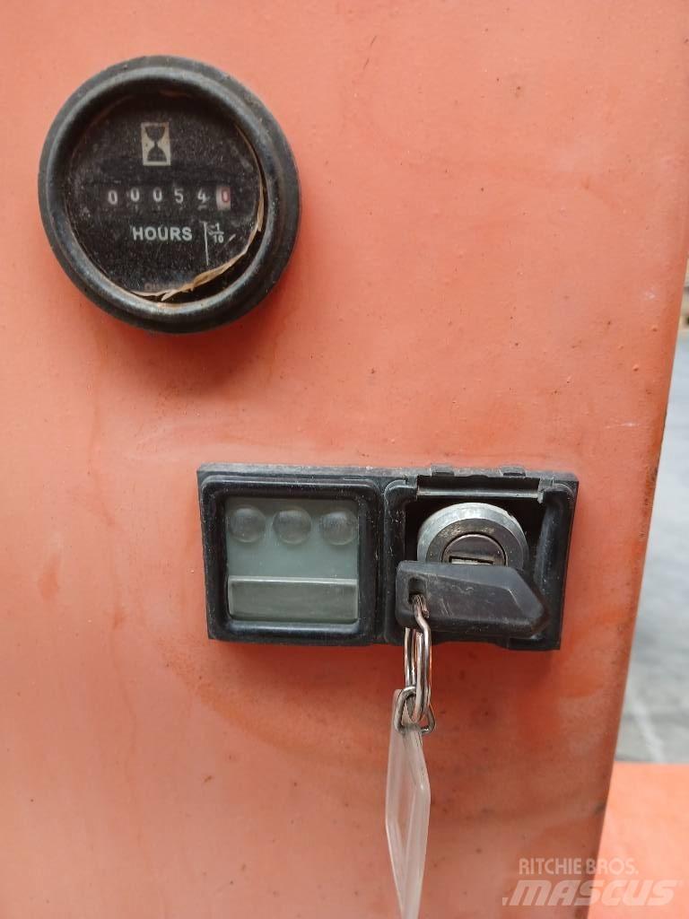 Bernards RCD 1600 側卸礦車