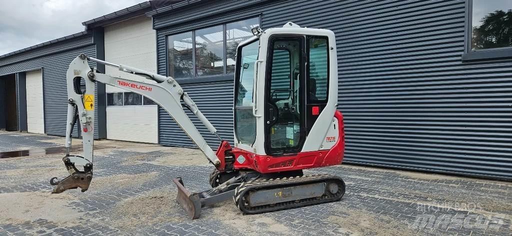 Takeuchi TB216 小型挖土機/掘鑿機<7t(小型挖掘機)